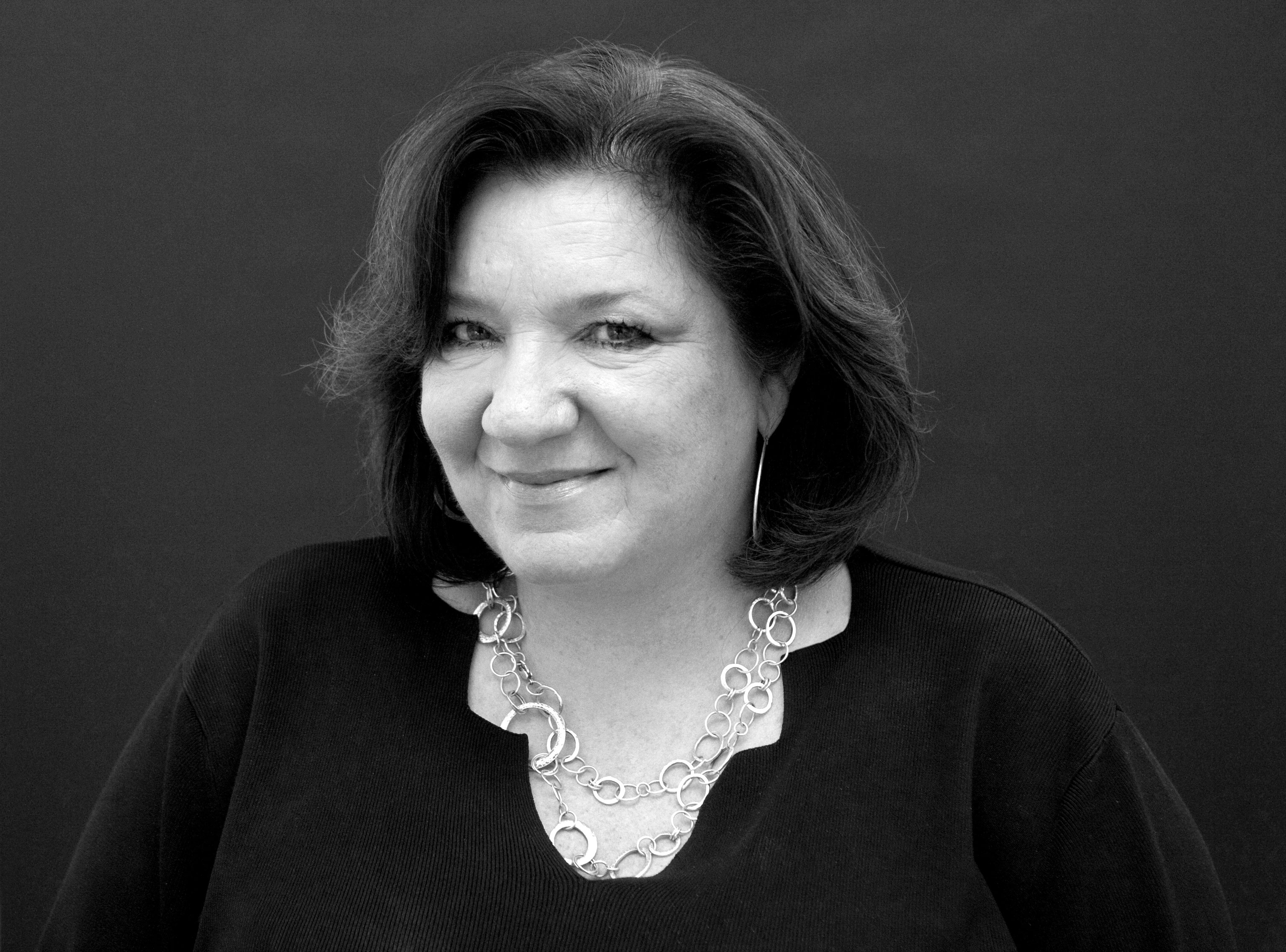 Lynnette Tedder headshot