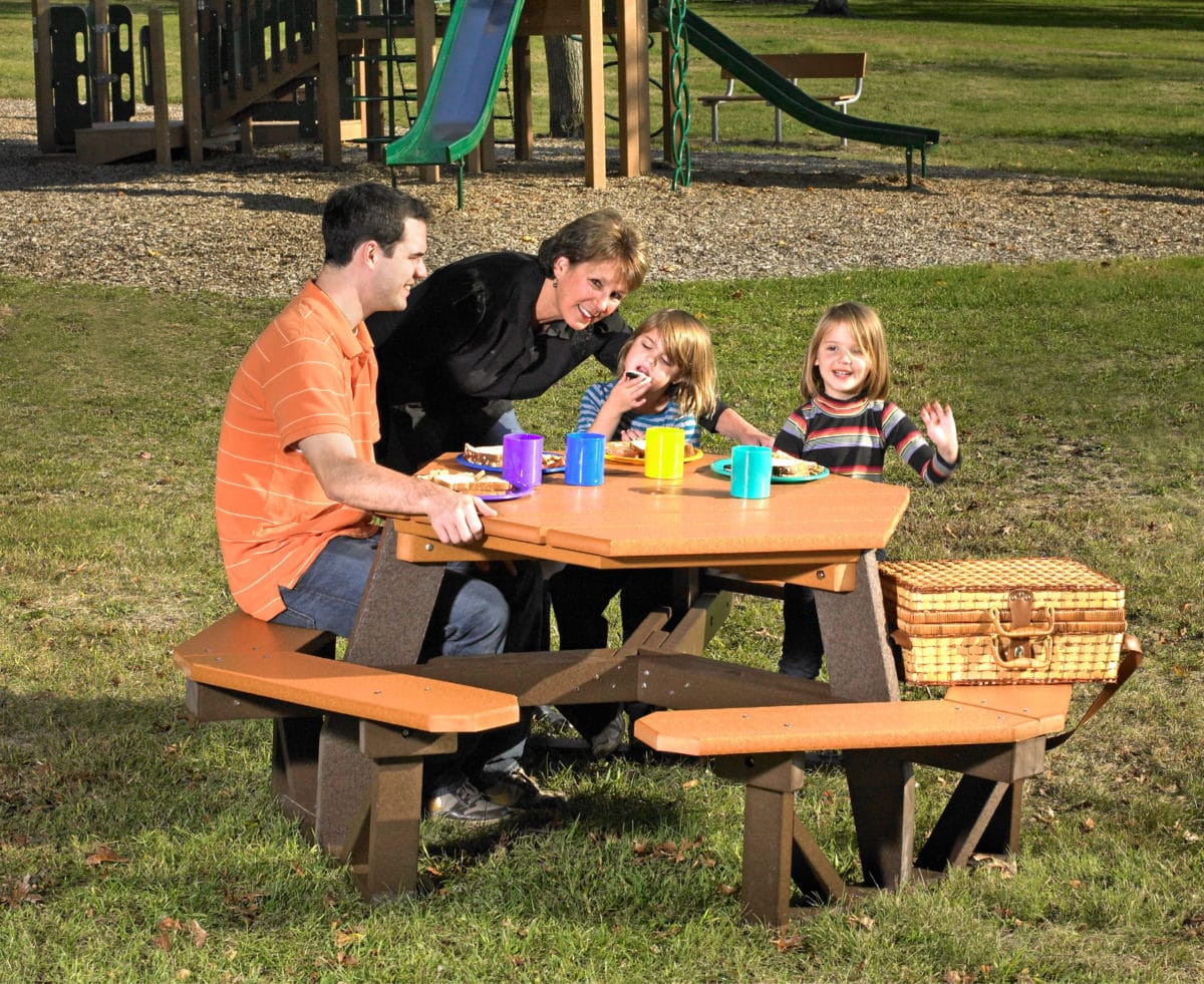 Bright Idea Shop Picnic Table plastic lumber products