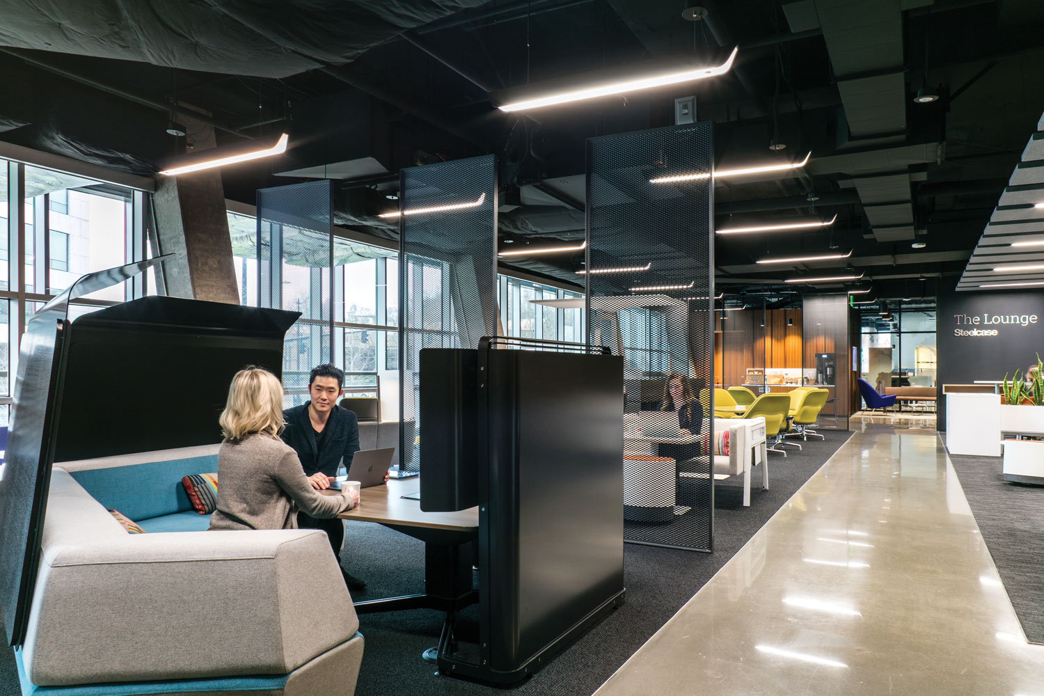Atlas Workbase Lounge green office tips
