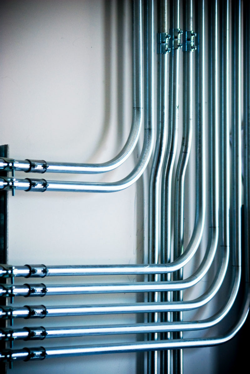 7 Reasons Steel Conduit is Best for Your Building - gb&d