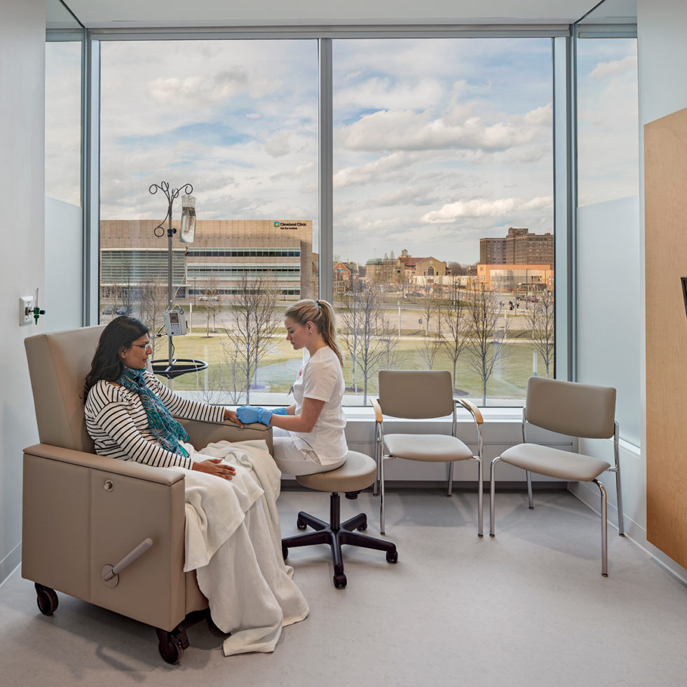 Cleveland Clinic Uses Healthy Buildings to Help Heal Patients gb&d