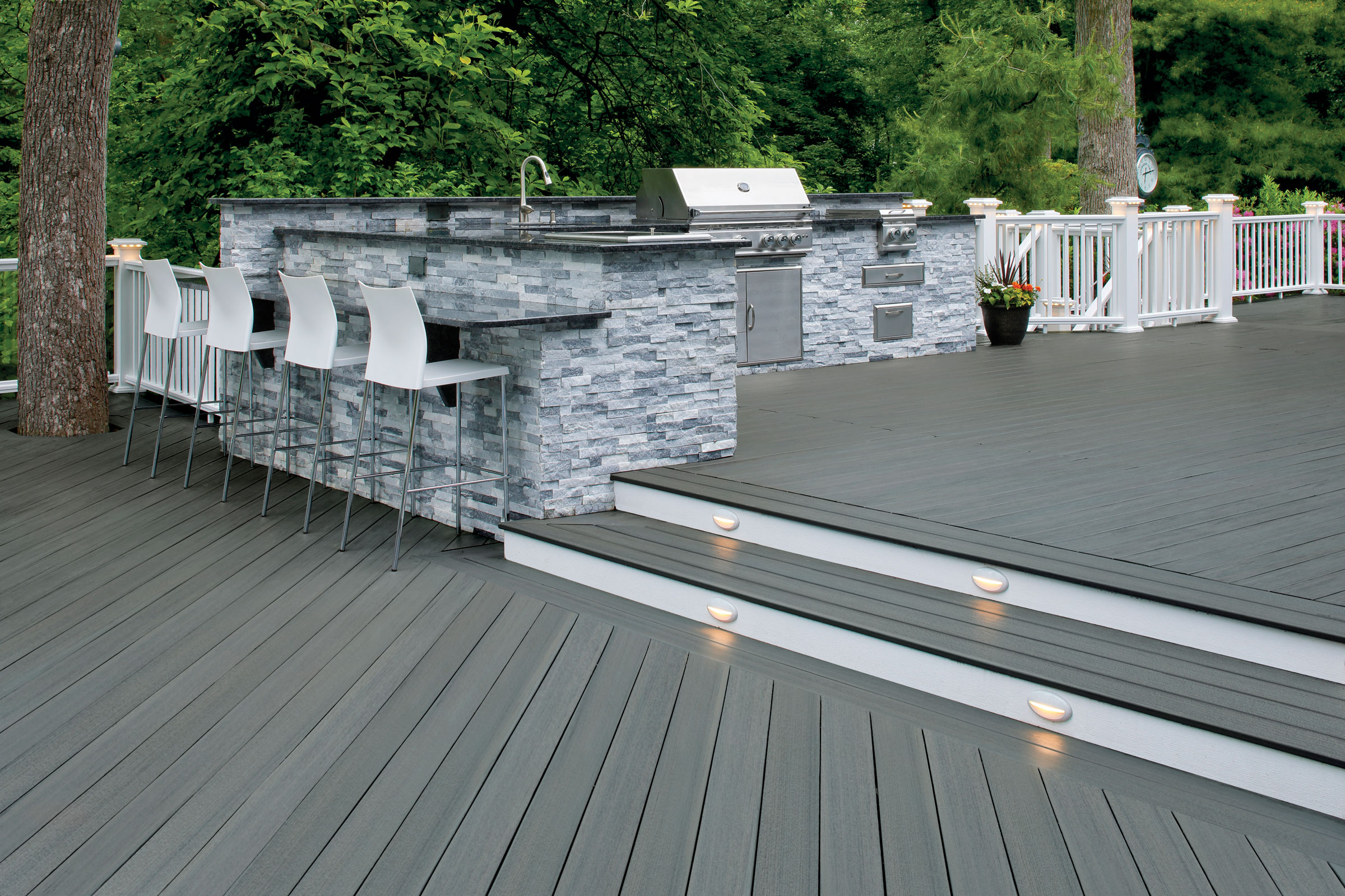 4 Simple Deck Ideas From Experts Across The Industry Gb d