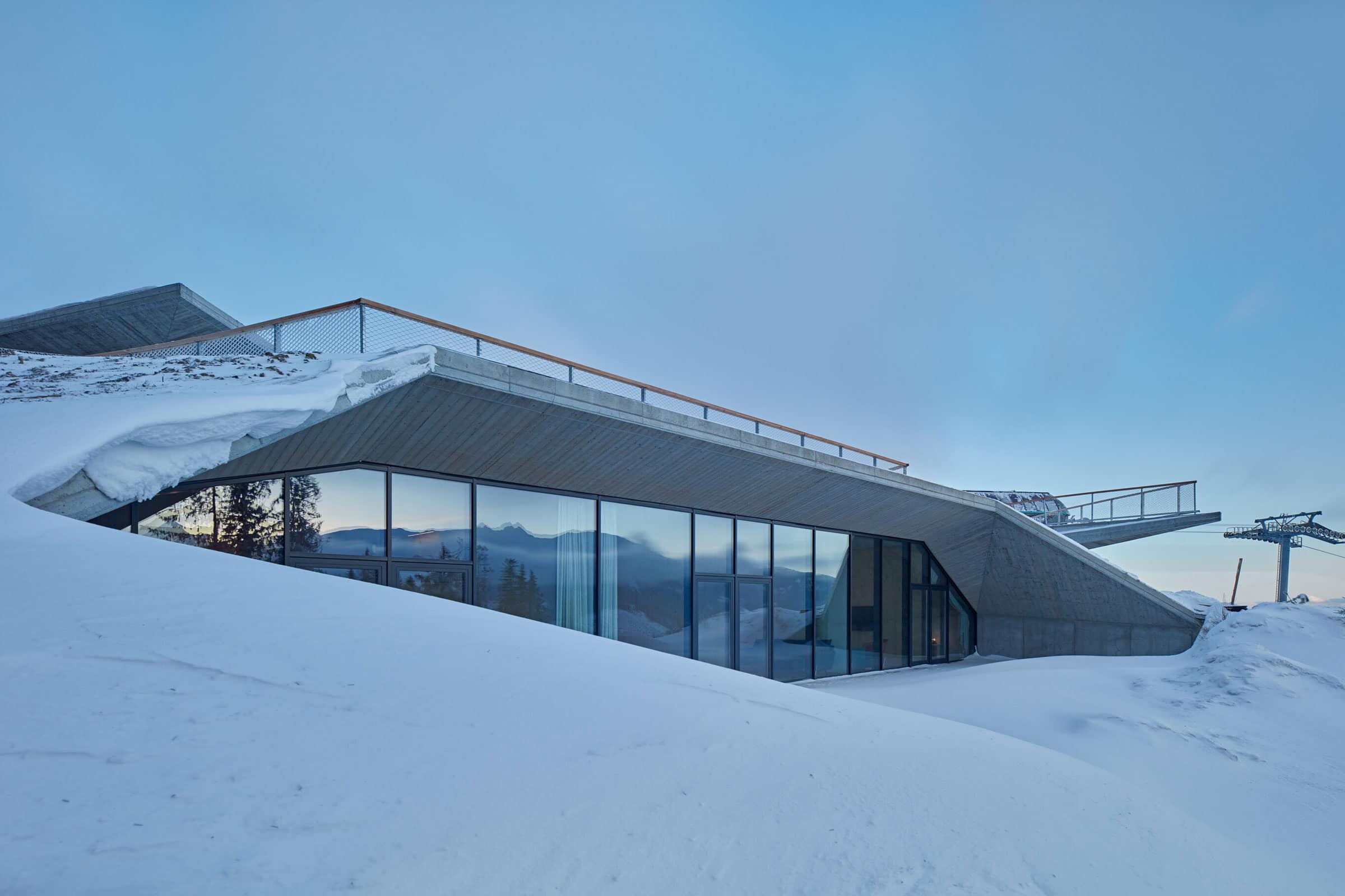 Ski Resort Design That Looks Like It’s Straight Out of a Spy Movie
