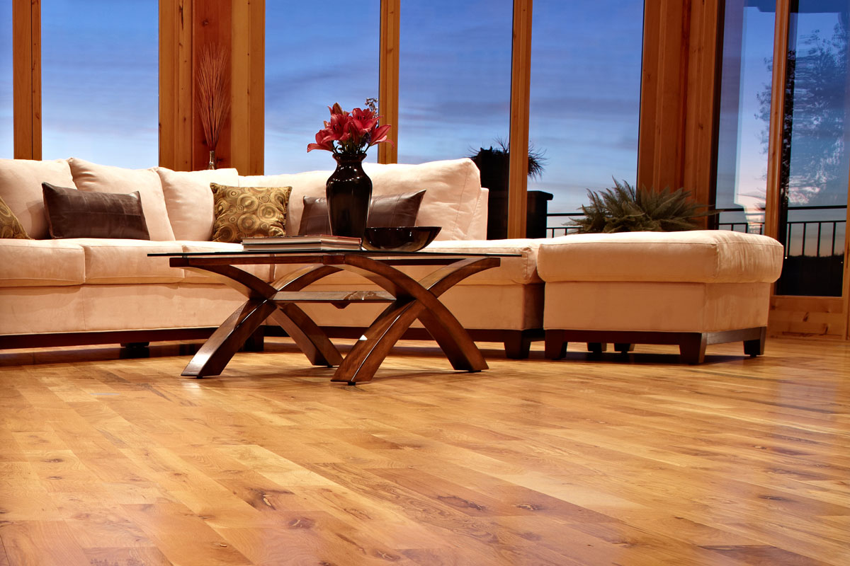 An Expert’s Guide to Hardwood Floor Finishes