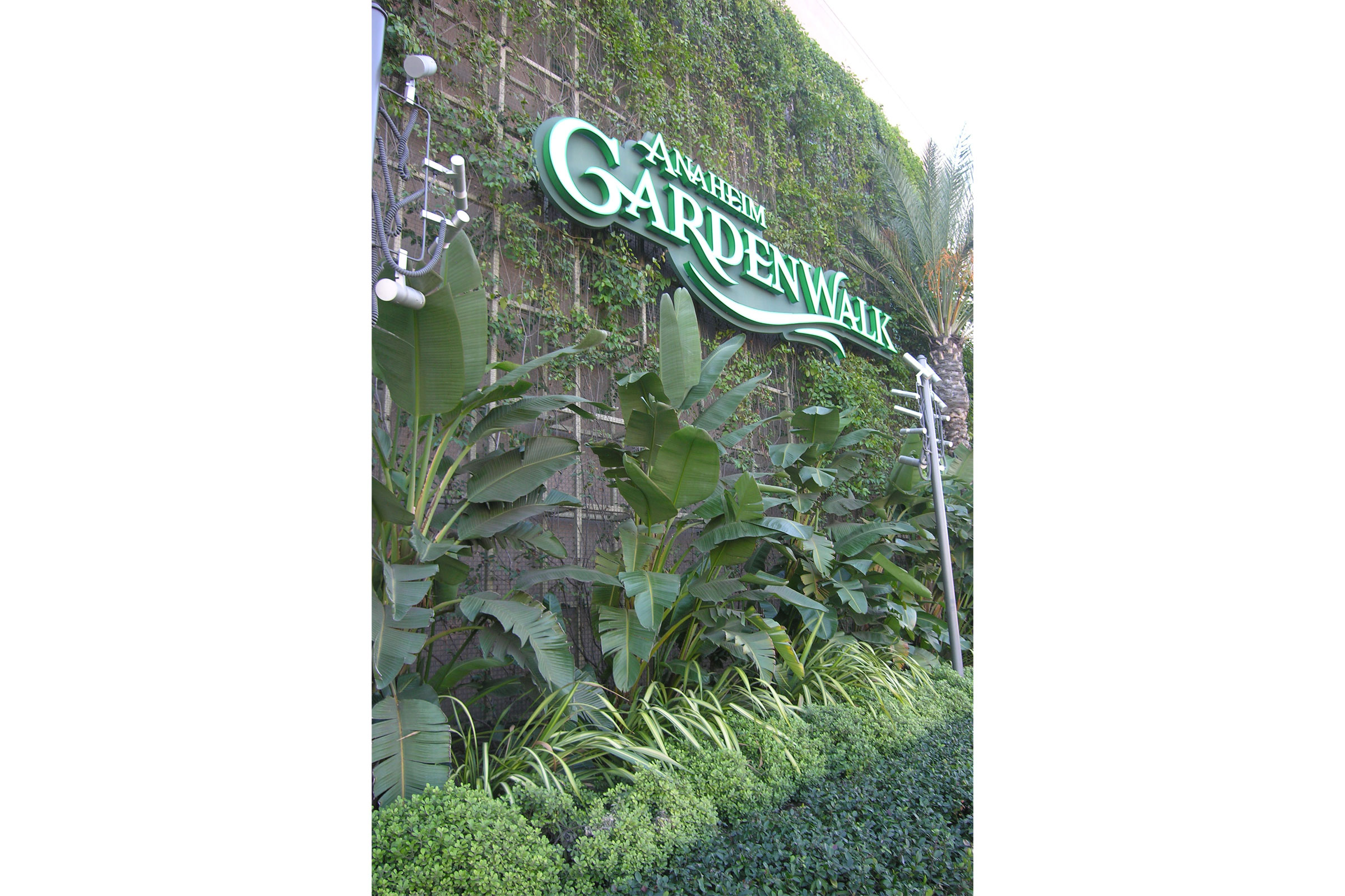 Anaheim GardenWalk Brings Lush Green Facades to Southern California