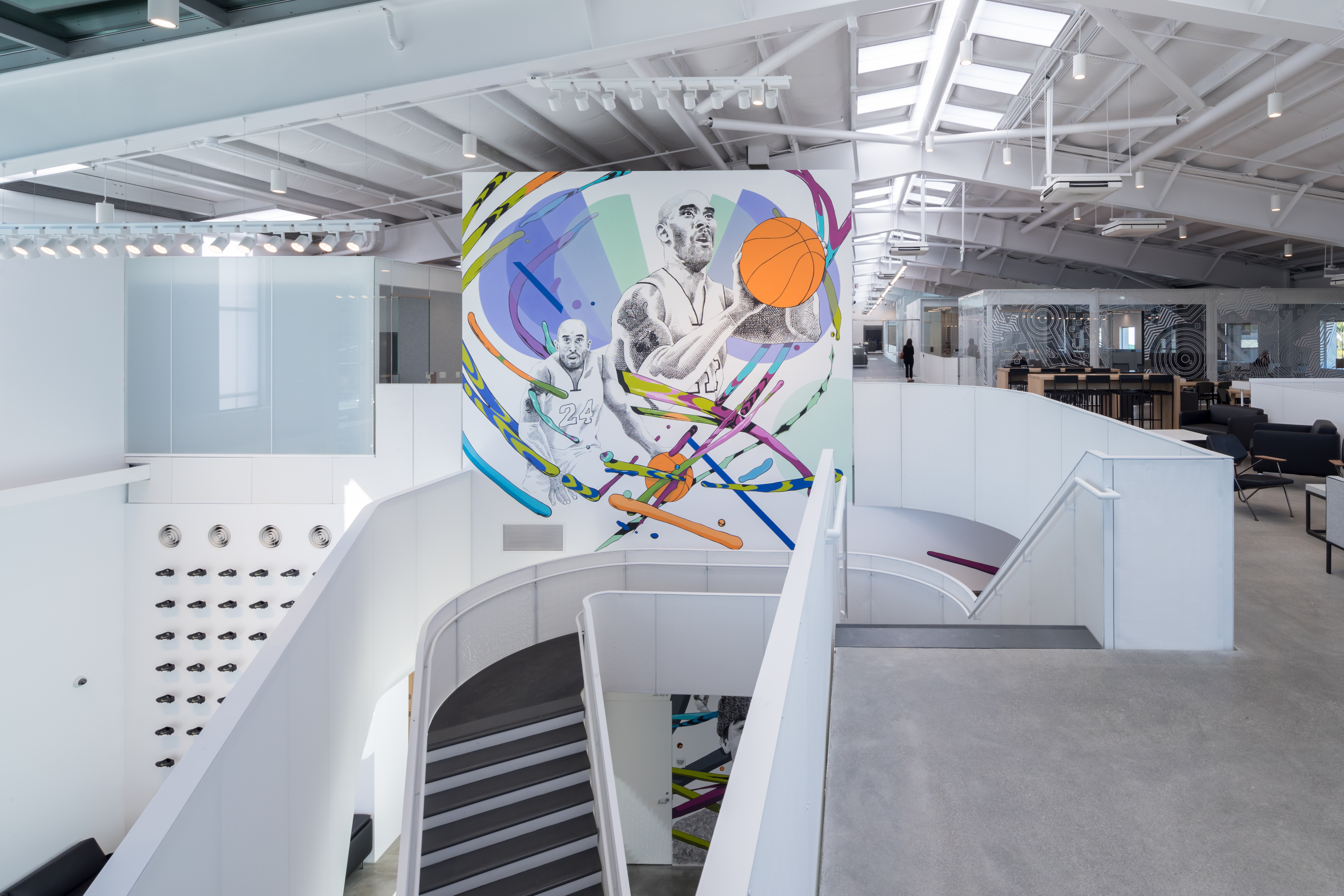 LOHA Designed Nike Icon Studios LA to Promote Efficiency Indoors and Out