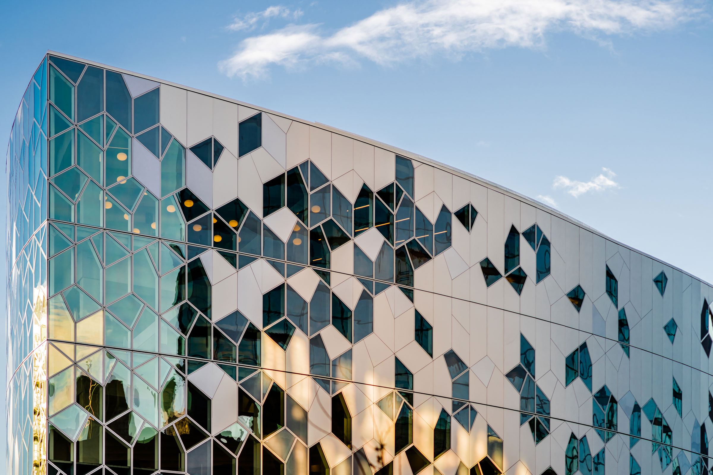 5 Benefits Of Metal Composite Material