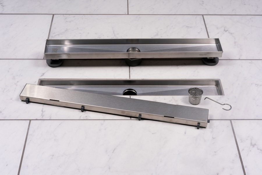 Sustainable-Shower-Drains-038753905327_APP_006_TileIn-Vivante