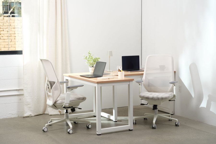persuasive-placemaking-9to5_Tori_midback-task_chairs