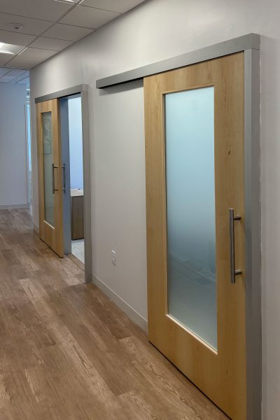 sliding-doors-health-care-specslide-ivf-clinc-wood-grain
