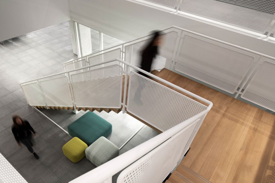 BDP Quadrangle platinum stairs