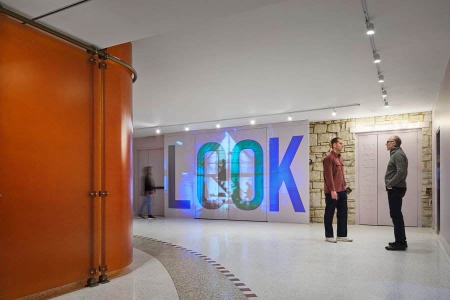Expansion-of-Lookingglass-Theatre-00722_011