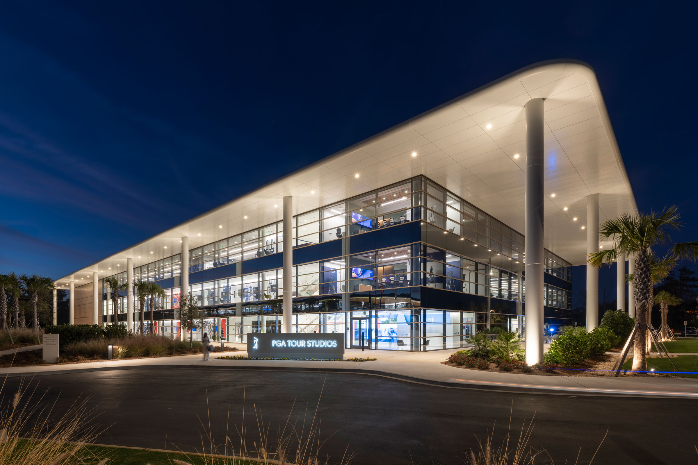 pga-studio-design-PGA-TOUR-Studios_Photography-by-Nigel-Young13