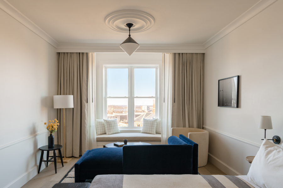 Longfellow-Hotel-Maine-Credit-Carley-Rudd---Longfellow-Room-1-