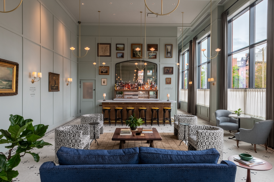 Longfellow-Hotel-Maine-LongfellowHotelFiveofClubs_CarleyRuddPhotography