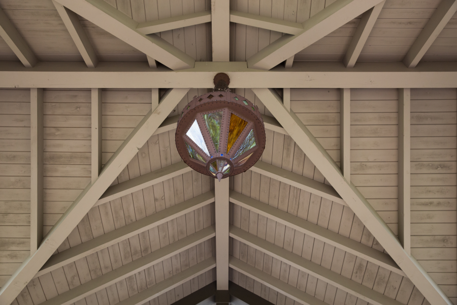 heavy-timber-Riveredge_101_Ceiling-Detail