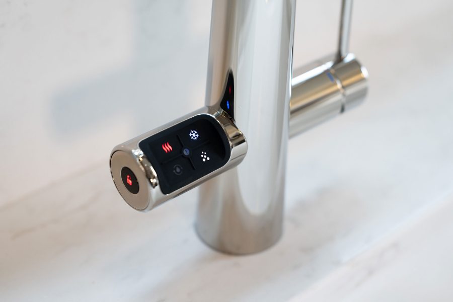 smart-taps-Kitchen_PrimaryFaucet_0297_edited-1-1